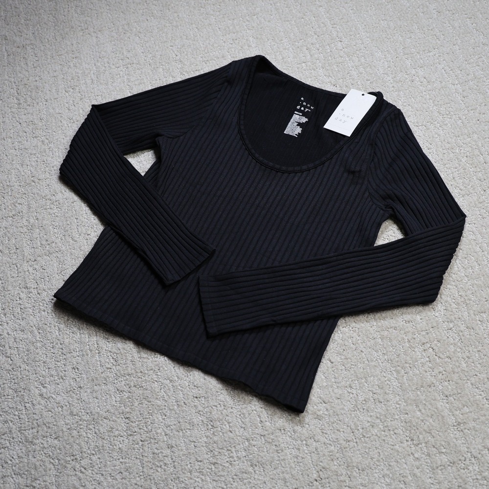 A New Day Womens Ribbed Long Sleeve Scoop Neck Top Black Medium NWT